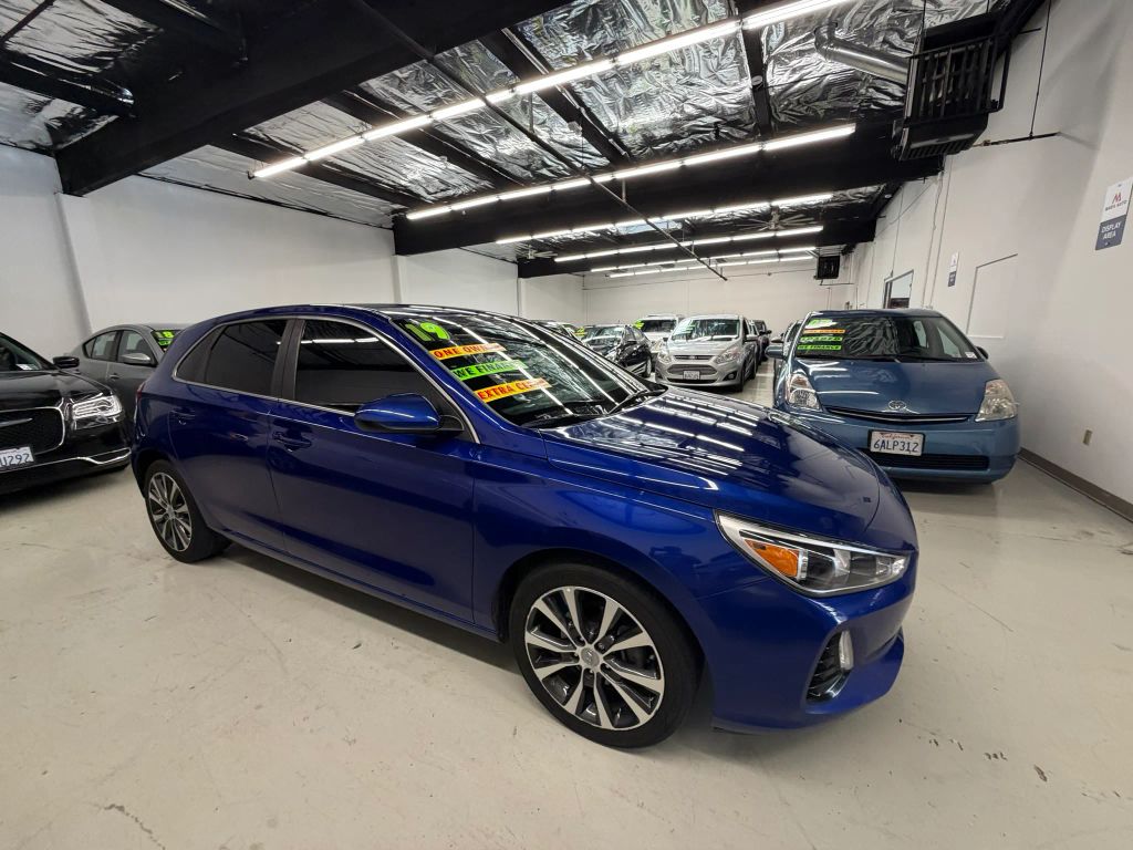 hyundai elantra gt 2019 KMHH35LE8KU116679 image hyundai elantra gt 2019 KMHH35LE8KU116679 image